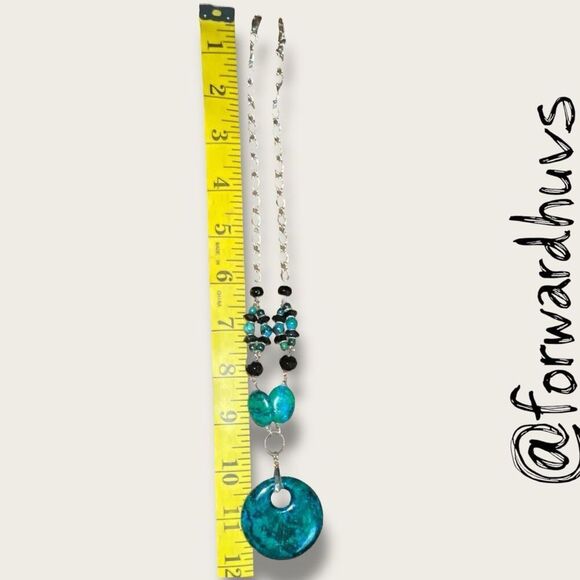 18” Artificially Colored Stone Pendant - Picture 9 of 12